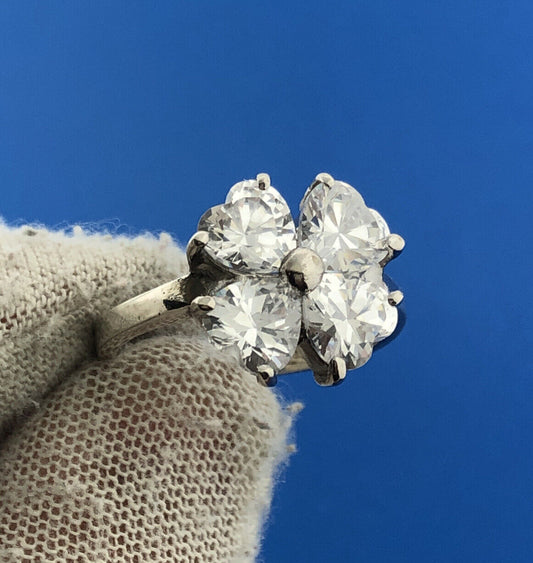Stunning Sterling Silver 925 Sparkling Heart Cut CZ Clover Flower Ring Size 8