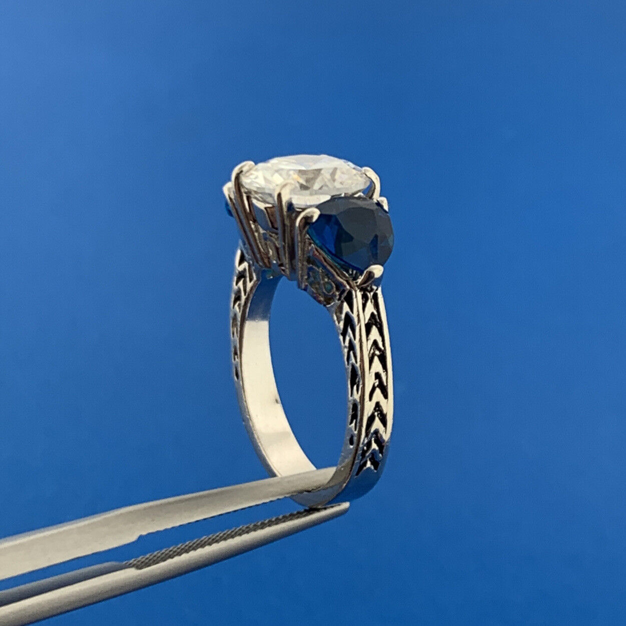 Sterling Silver 925 Blue White Cubic Zirconia CZ Cocktail Ring Vintage Style