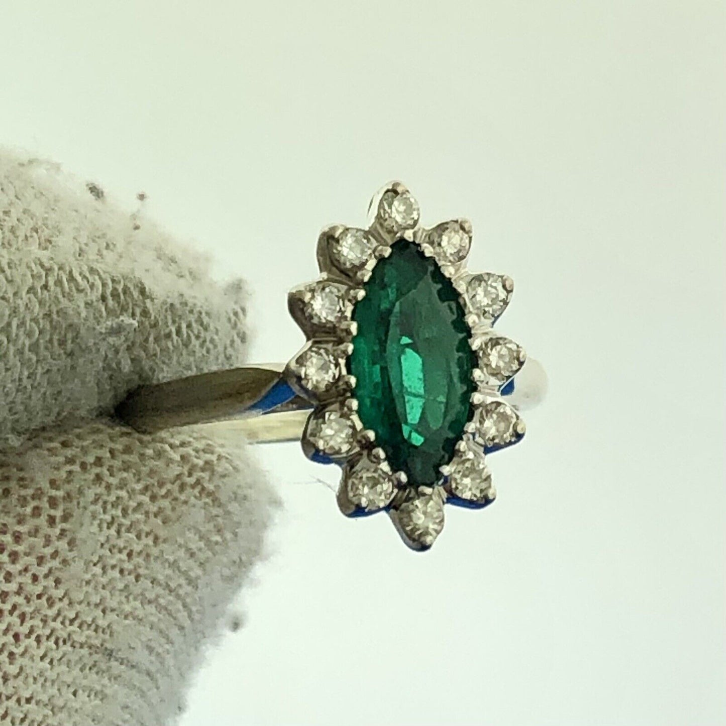 Gorgeous 14k White Gold Marquise Cut Emerald Diamond Accent Ring Size 2.75