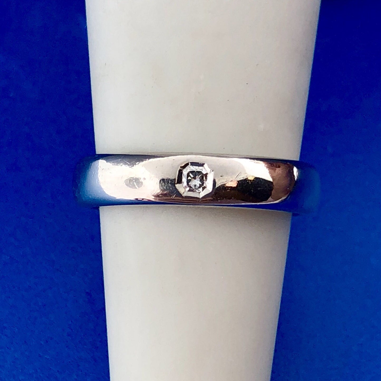 Tiffany & Co. Platinum Lucida Diamond Classic Wedding Band Ring