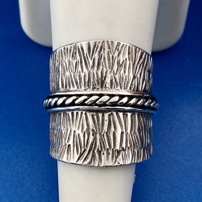 Vintage CJF Thai 925 Sterling Silver Textured Tapered Cigar Band Statement Ring