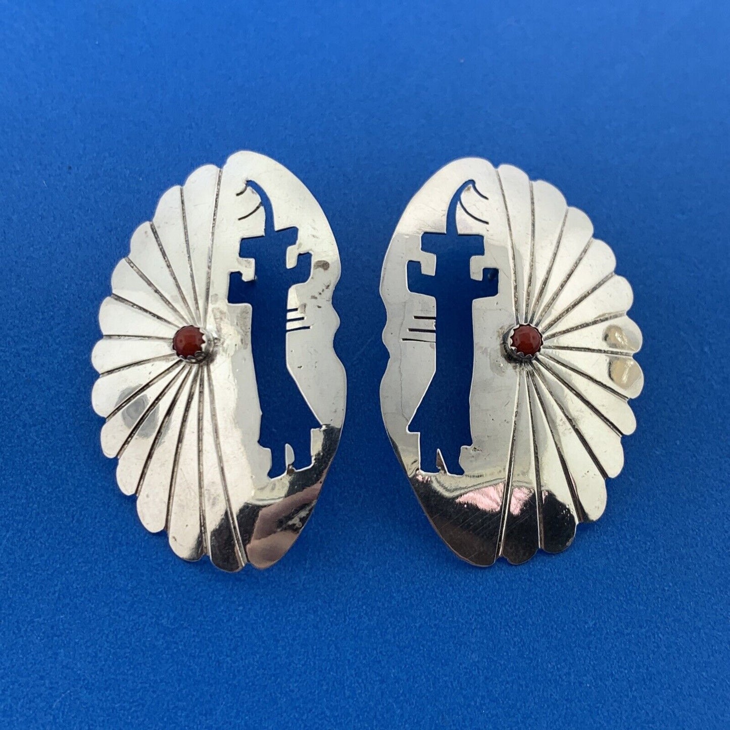 Designer DL Sterling Silver 925 Cabochon Carnelian Openwork Curved Stud Earrings