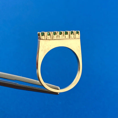 Gorgeous 14k Yellow Gold Round Cut Emerald Prong Set Raised Ring Size 5.25