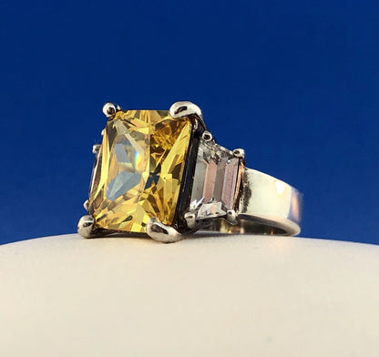 Dramatic Sterling Silver 925 Yellow White CZ Statement Fashion Cocktail Ring
