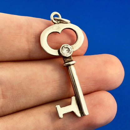 Retro 925 Sterling Silver Cubic Zirconia CZ Key To My Heart Pendant