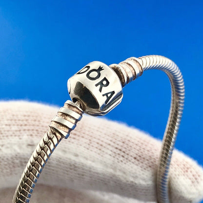 Authentic PANDORA Moments 590702 Sterling Silver Iconic Barrel Charm Bracelet