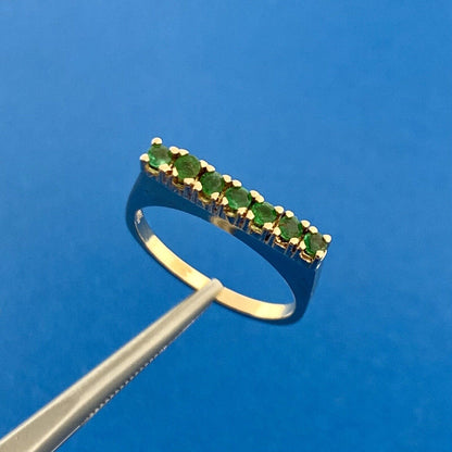 Gorgeous 14k Yellow Gold Round Cut Emerald Prong Set Raised Ring Size 5.25