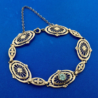 Vintage 10k White Gold Round Cut Blue Topaz Openwork Oval Filigree 7" Bracelet