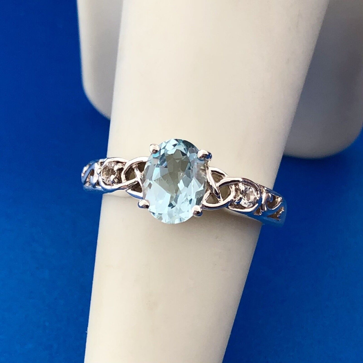 Exquisite 925 Sterling Silver Oval Blue Topaz Diamond December Anniversary Ring