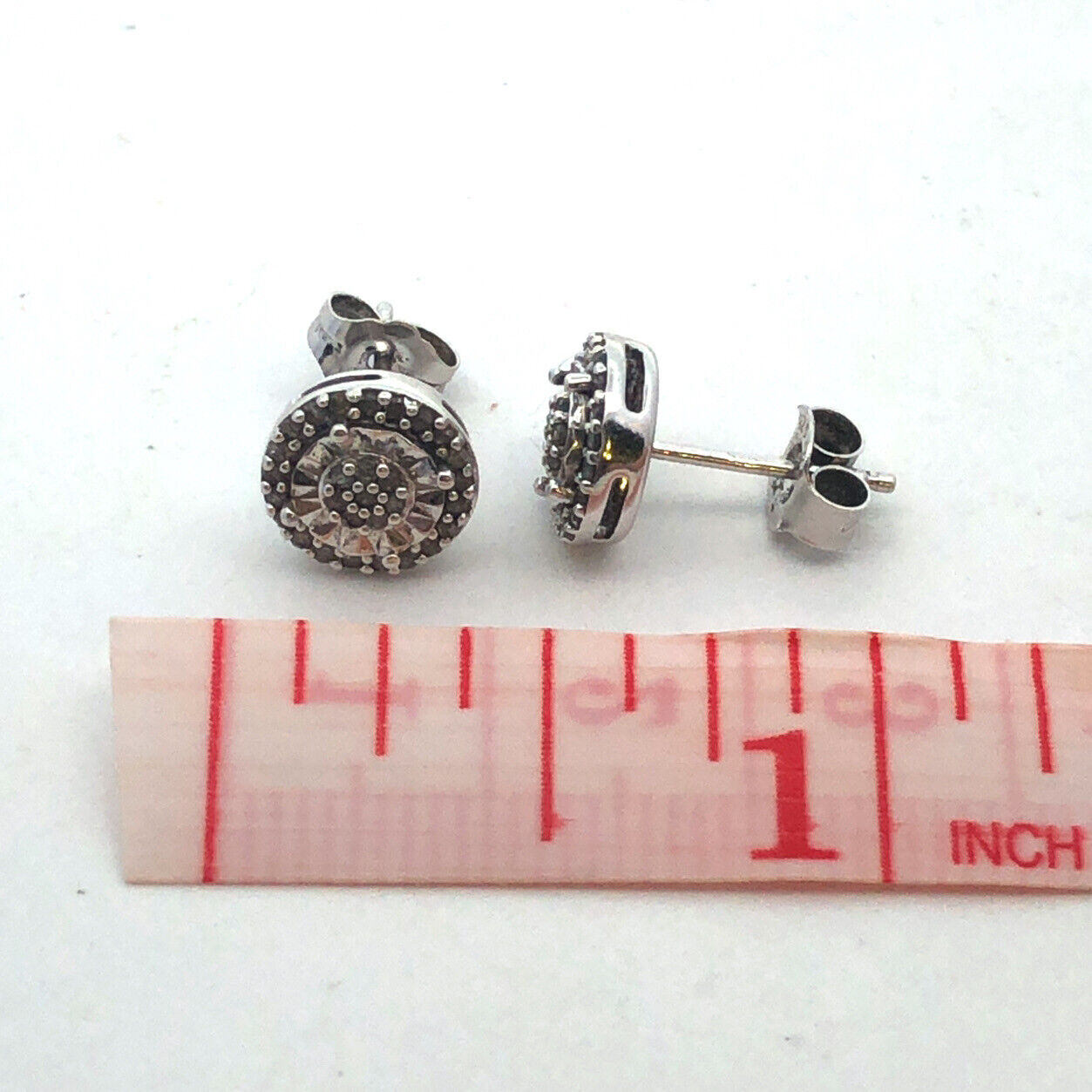 Designer UD 925 Sterling Silver Round Diamond Textured Stud Earrings