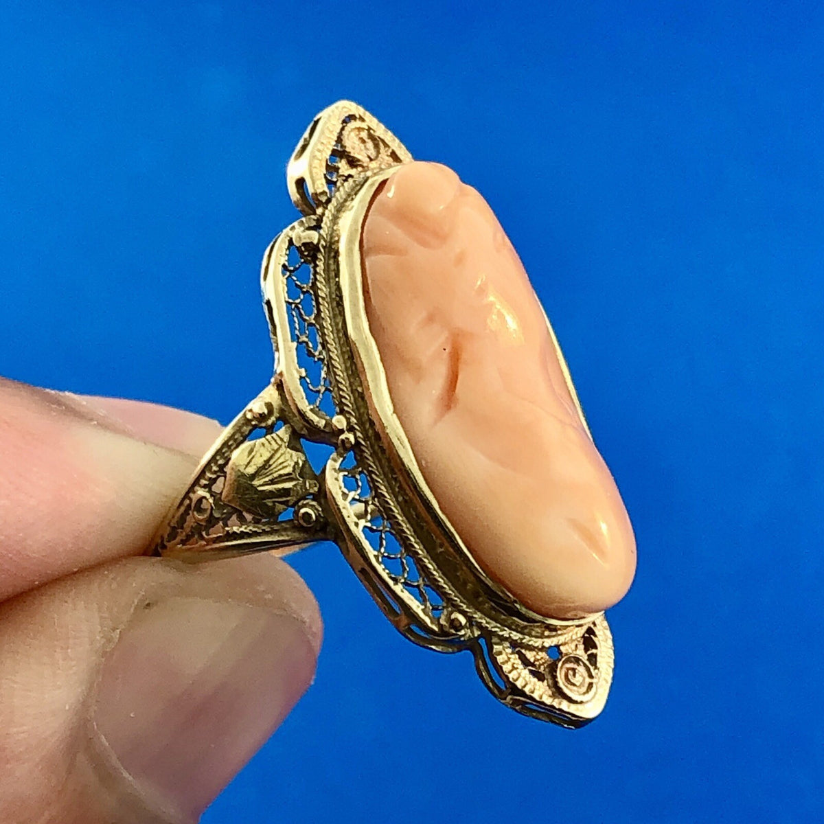 Victorian 14K Yellow Gold Carved Pink Cameo Filigree Statement Finger Ring