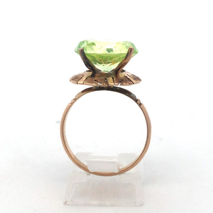 Vintage 14K Yellow Gold Round Green Amethyst Solitaire Statement Cocktail Ring