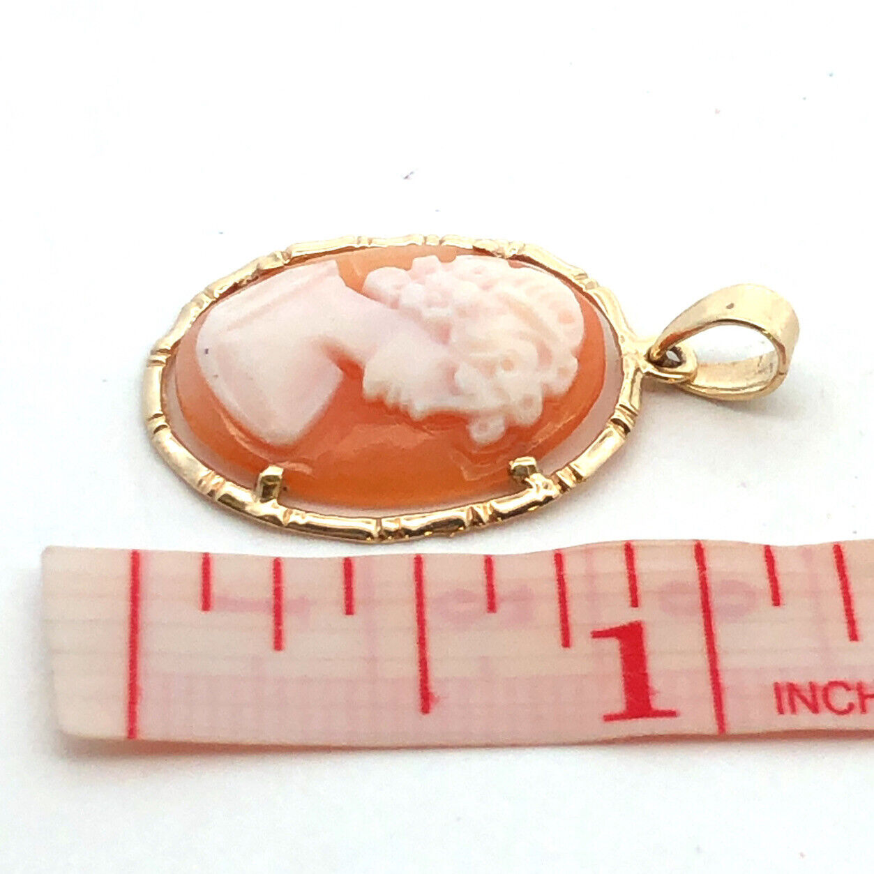 Designer LT 14K Yellow Gold Oval Orange Carved Cameo Pendant