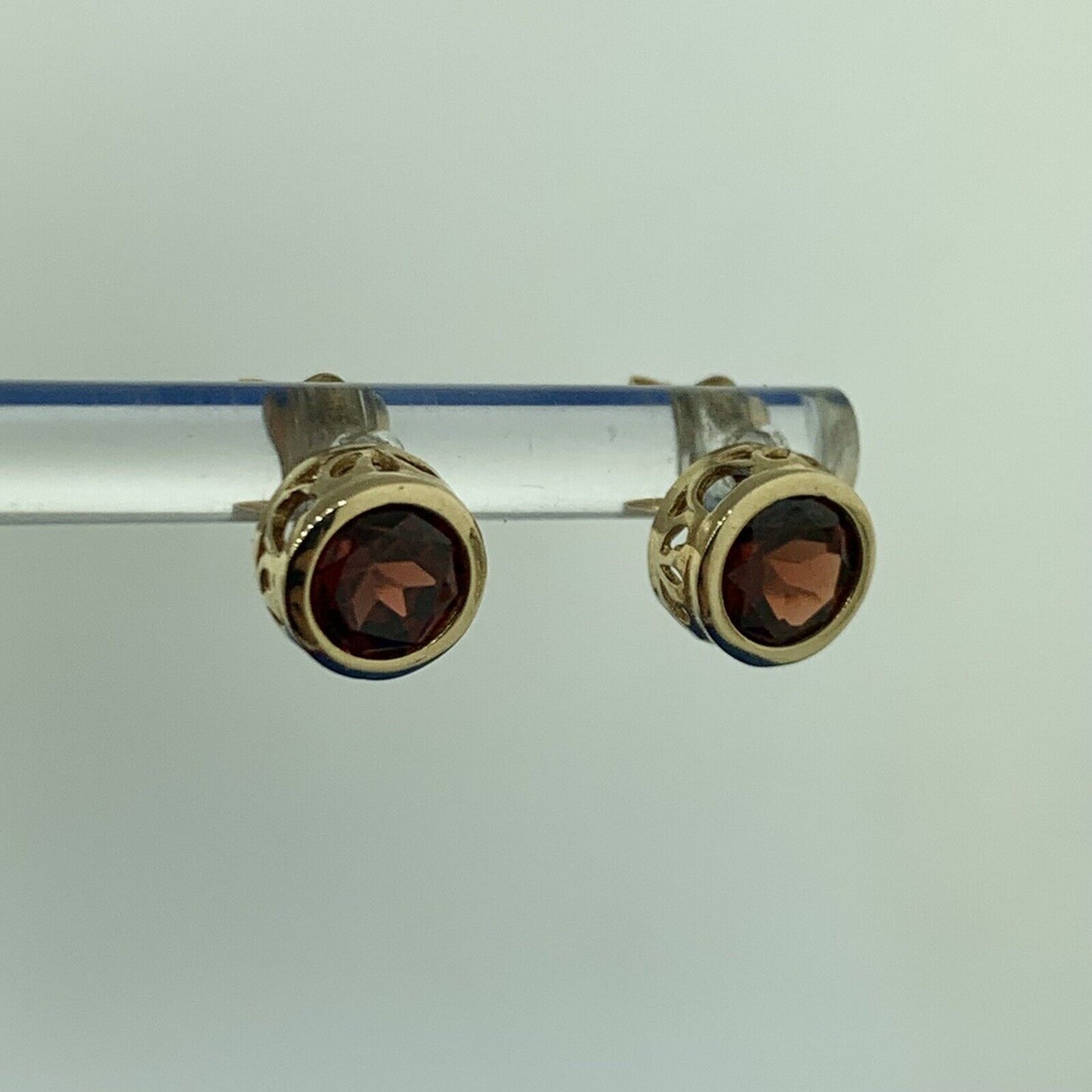 14K Yellow Gold Red Garnet Solitaire Stud Earrings