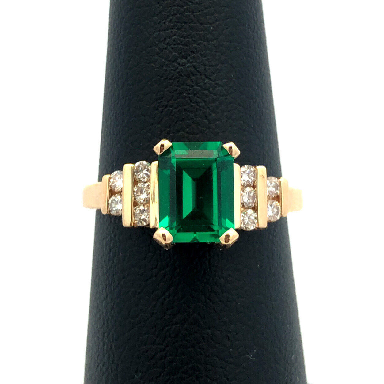Designer SGS 14K Yellow Gold Emerald Cut Emerald Round Diamond Anniversary Ring