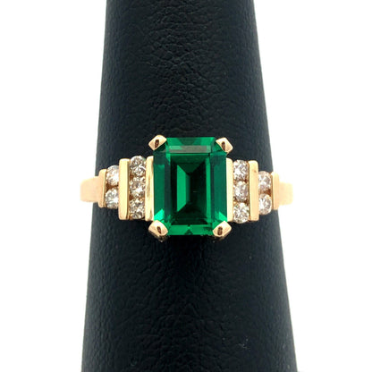 Designer SGS 14K Yellow Gold Emerald Cut Emerald Round Diamond Anniversary Ring