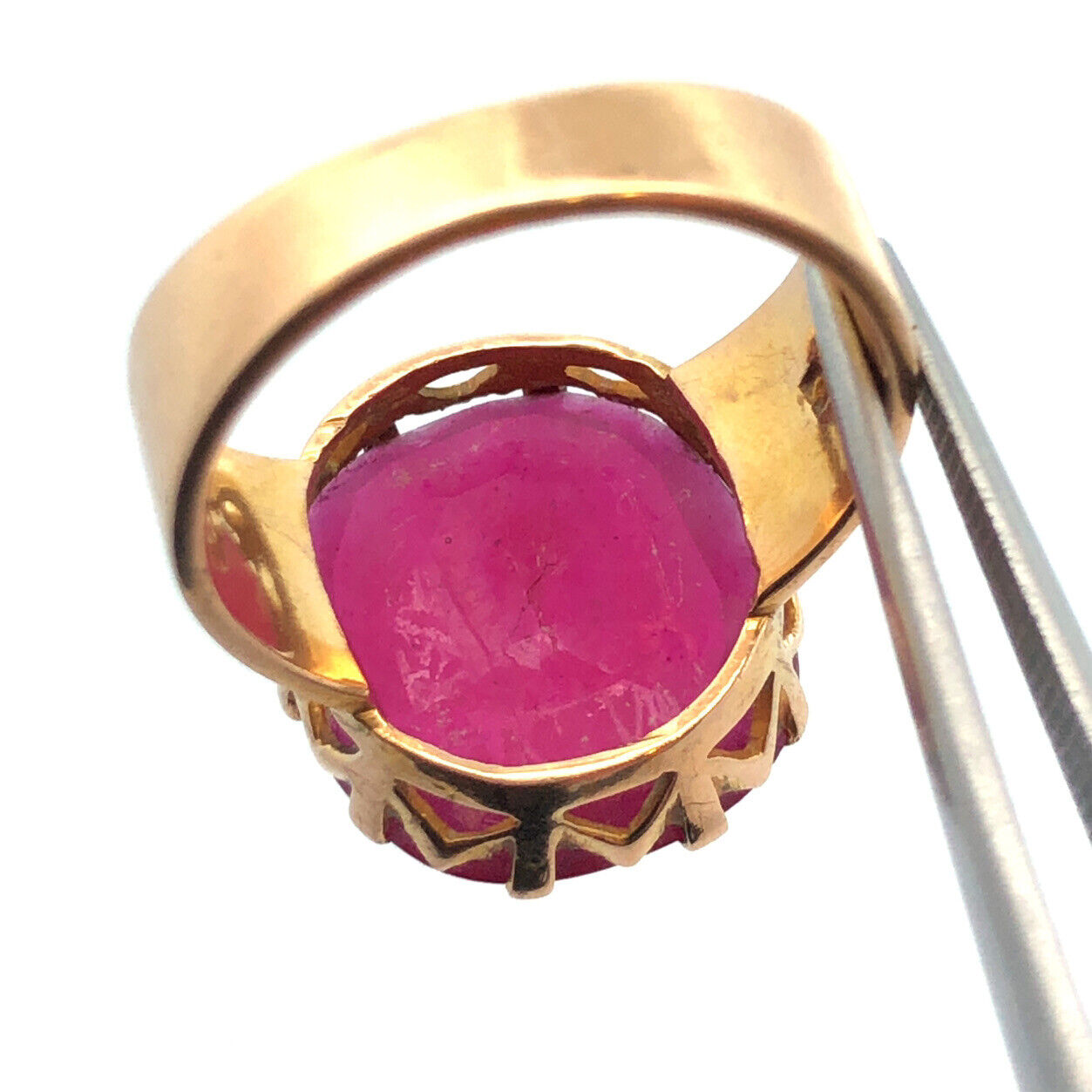 Estate 22K Yellow Gold Multi-Faceted Oval Ruby Solitaire Statement Ring