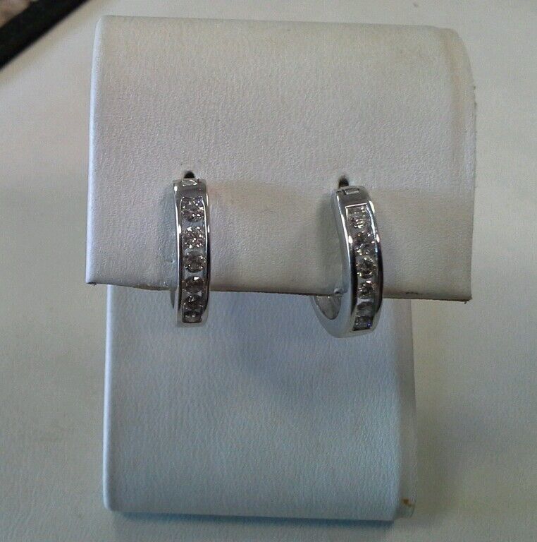 14k White Gold ZEI Diamond Hoop Earrings