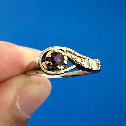 Modernist 14k White Gold Round Cut Pink Ruby Diamond Accent Ring Size 4.75