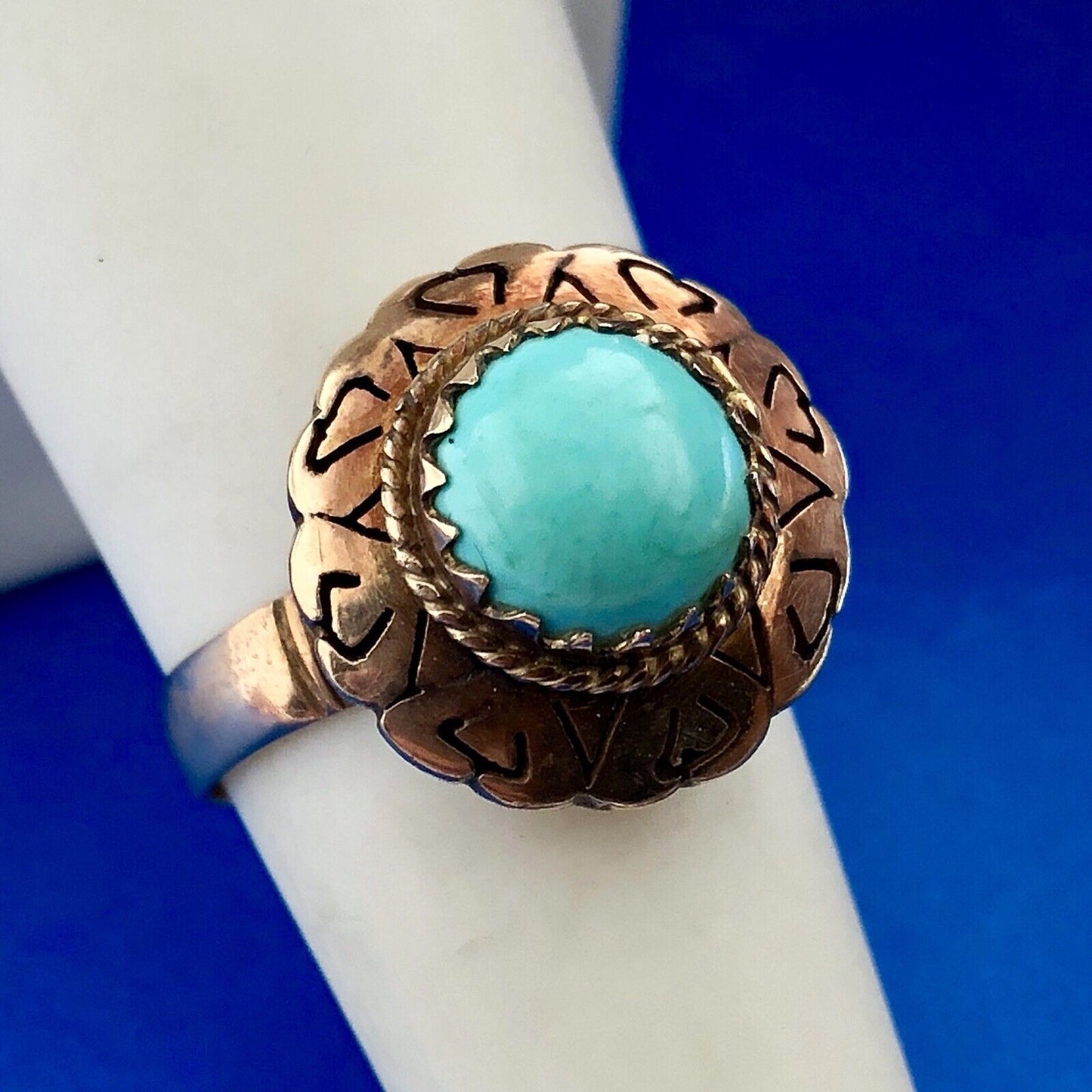 Vintage 14K Yellow Gold Turquoise Cocktail Ring Size 7.25