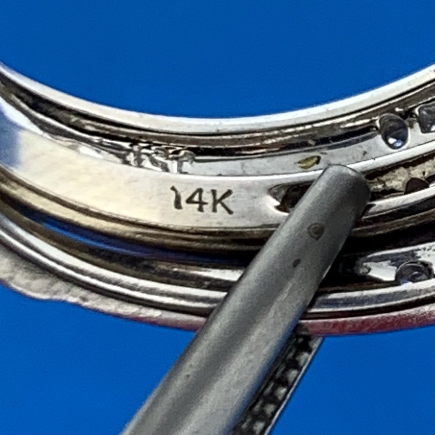 Designer 14k White Gold Princess Invisible Set Diamond Round Wedding Ring Set