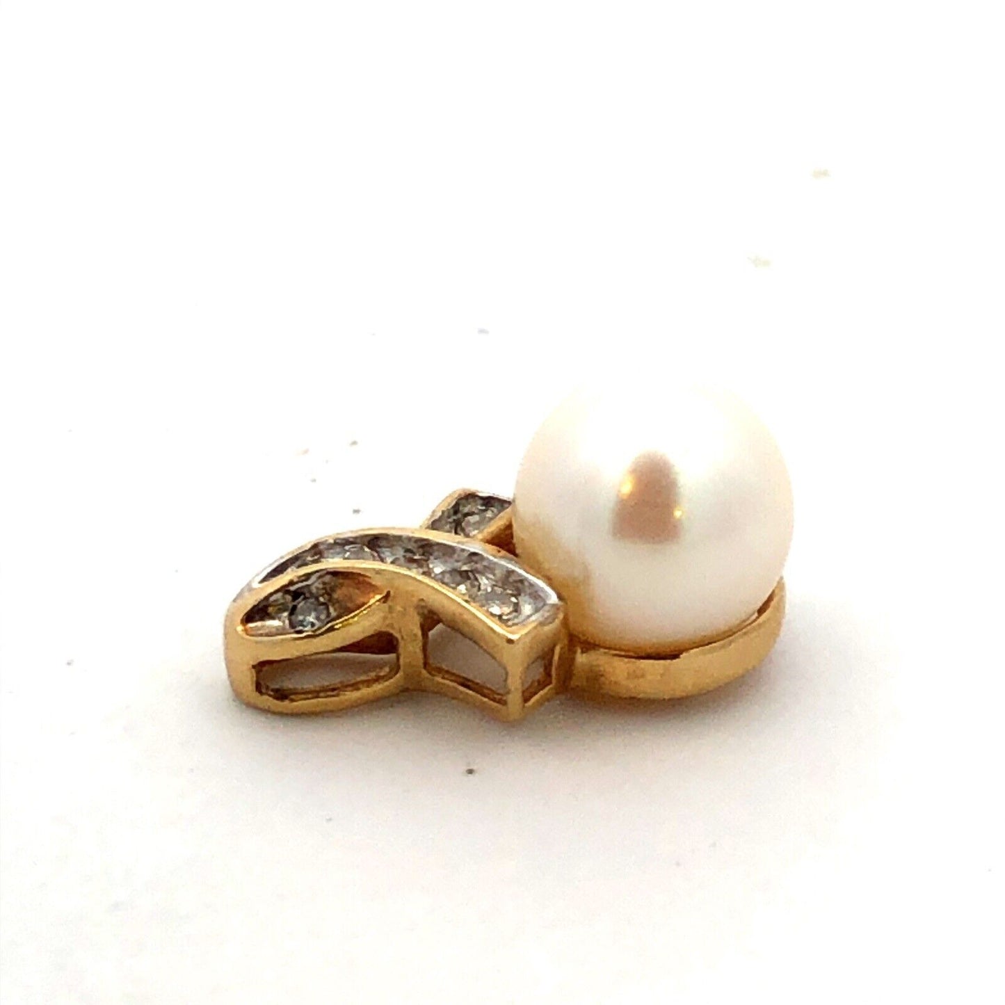 Designer ADL 10K Yellow Gold Round White Pearl Diamond Accent Pendant