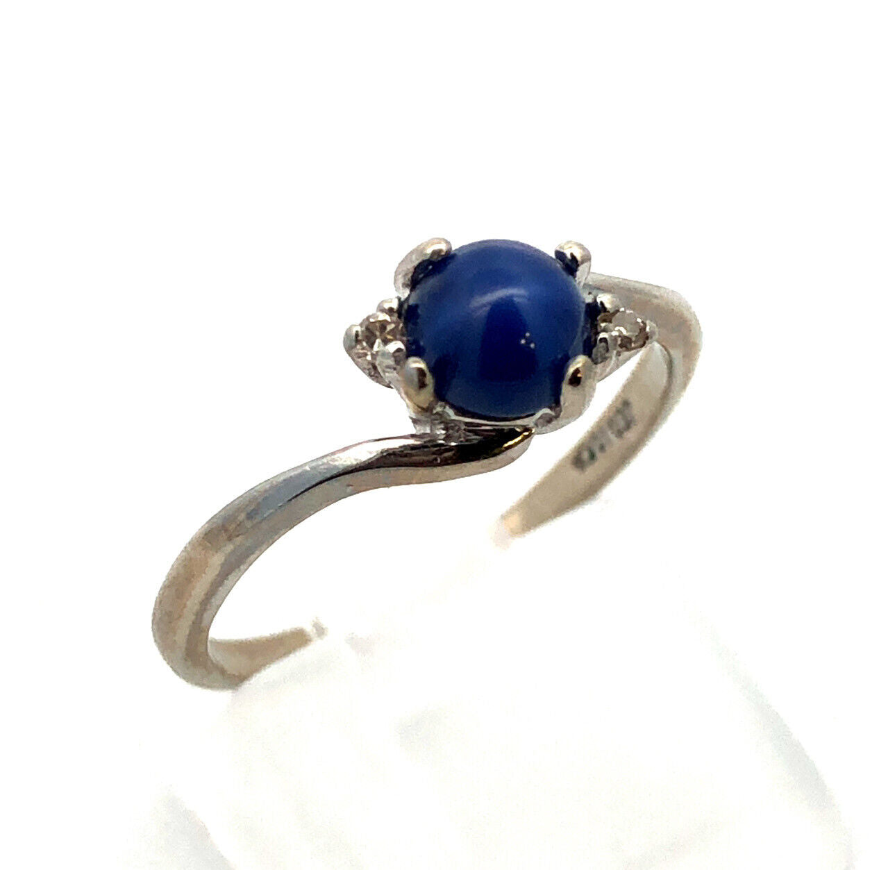 Vintage 10K White Gold Blue Star Sapphire Diamond Accented Cocktail Ring