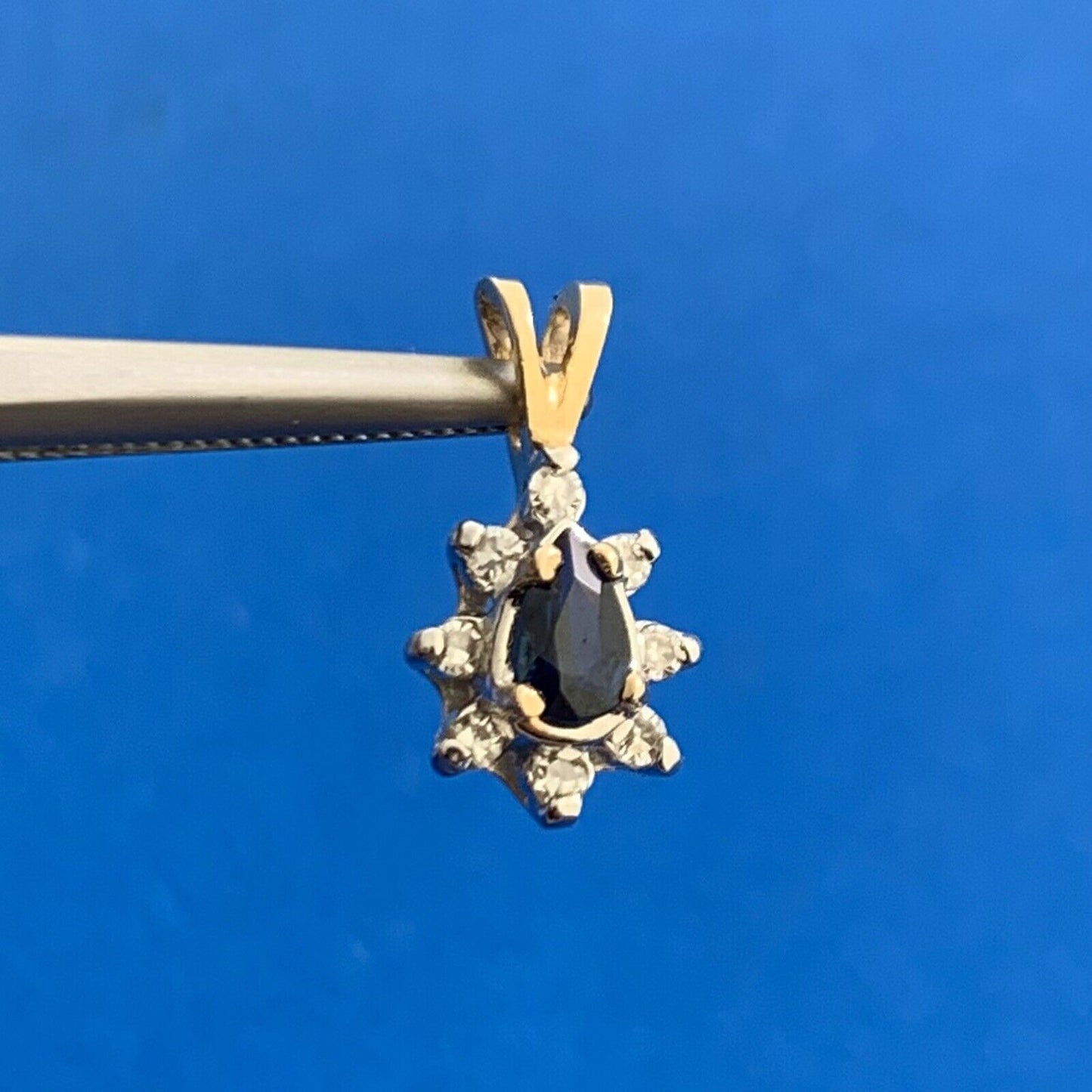 Vintage 14K Yellow Gold Pear Cut Blue Sapphire Diamond Halo Teardrop Pendant