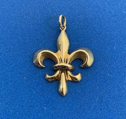 Designer 14K Yellow Gold Fleur De Lis Pendant