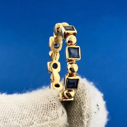 Vintage 18k Yellow Gold 750 Square Cut Blue Sapphire Band Ring Size 6