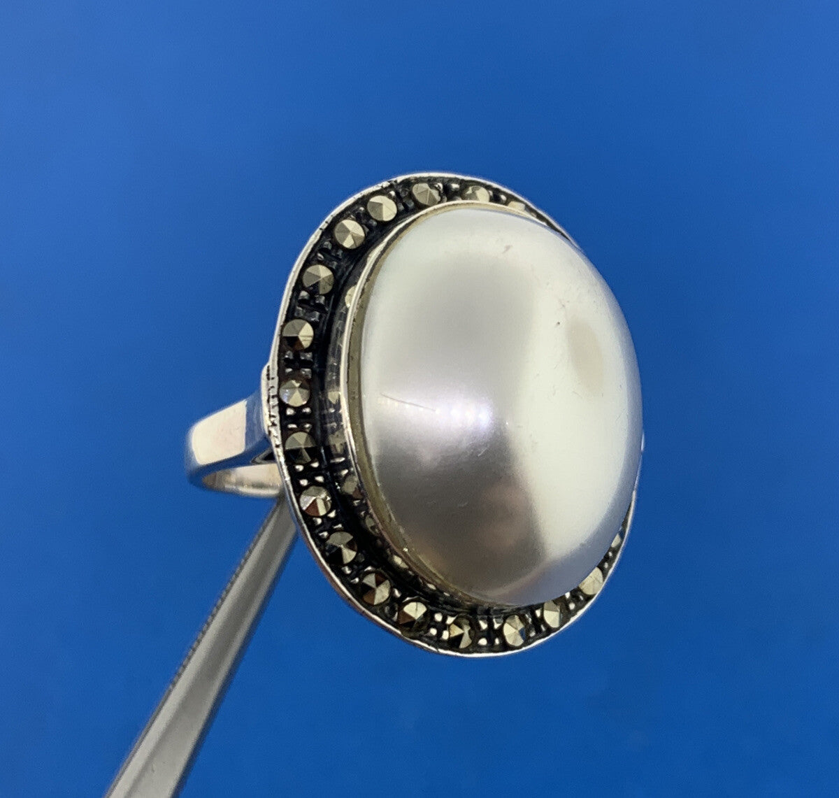 Designer 925 Sterling Silver Mabe Pearl Marcasite Halo Statement Cocktail Ring