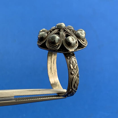 Retro 925 Sterling Silver Filigree Floral Etched Floral Dome Ring