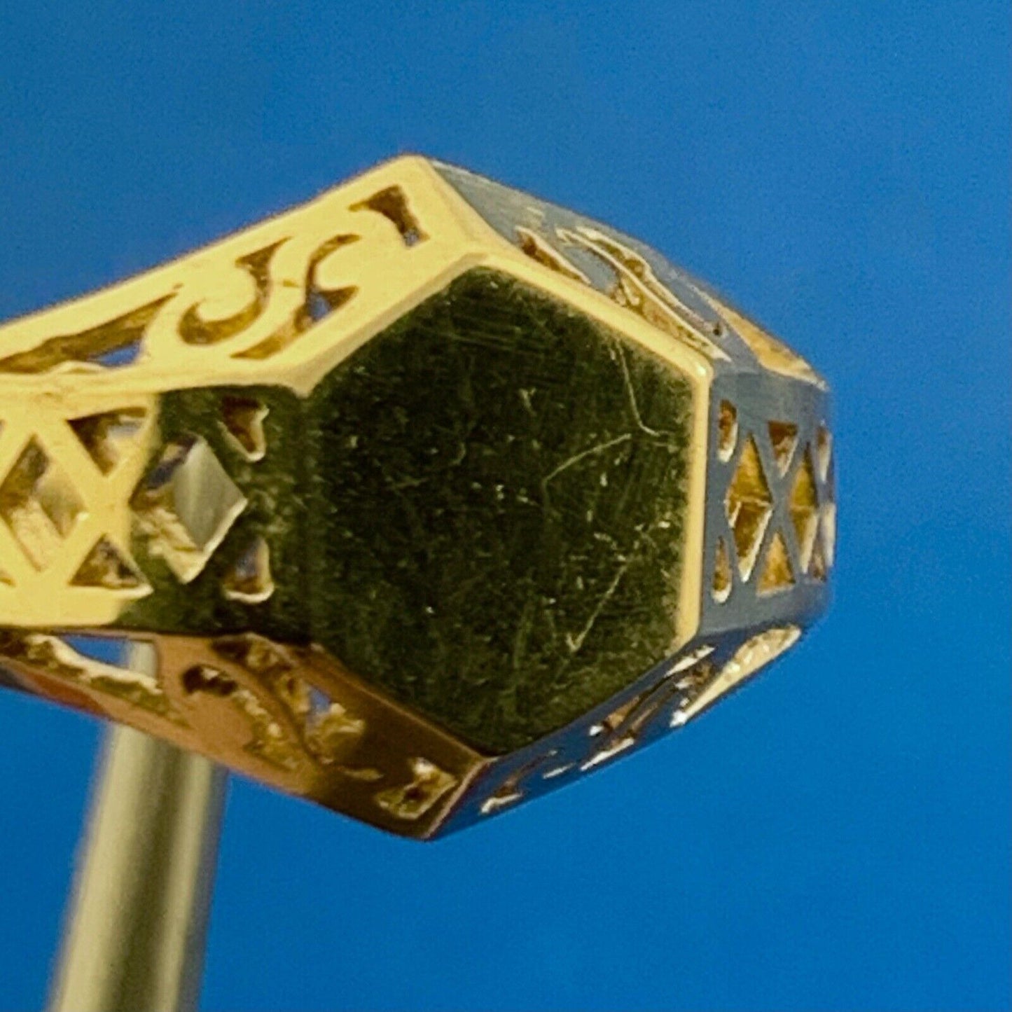 Engravable Hexagon Top 14KP Yellow Gold Filigree Detail Size 6.25 Ring