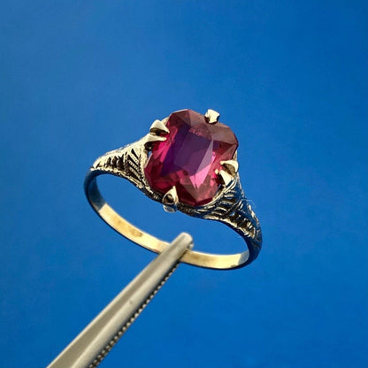 Gorgeous 14k White Gold Radiant Cut Ruby Openwork Filigree Dome Ring Size 7