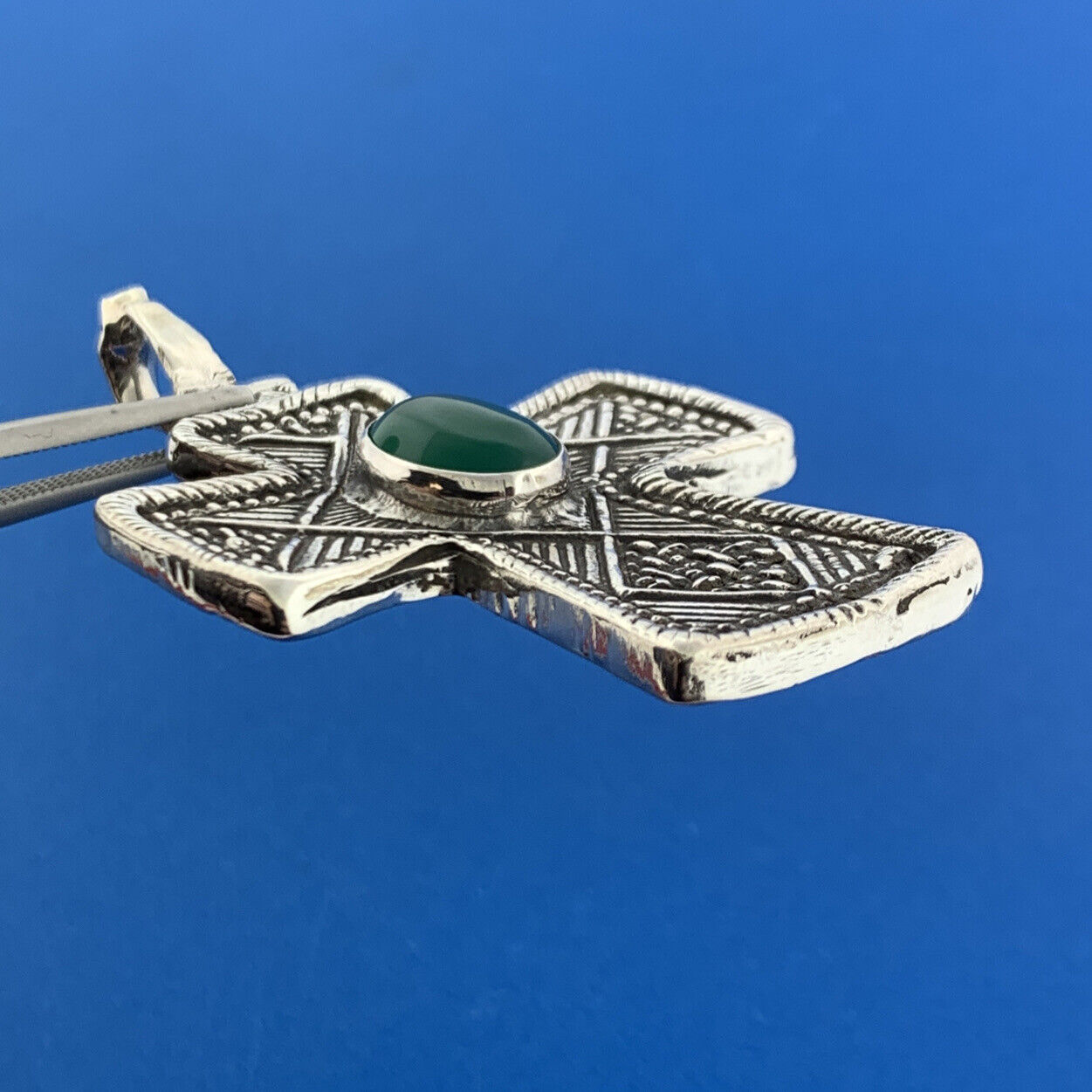 Stunning Sterling Silver 925 Cabochon Oval Emerald Religious Faith Cross Pendant