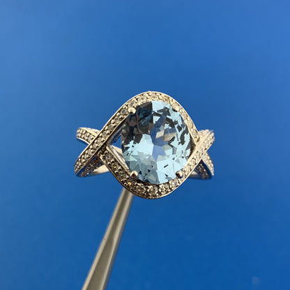 Stunning Sterling Silver Blue Topaz Solitaire CZ Accents December Occasion Ring