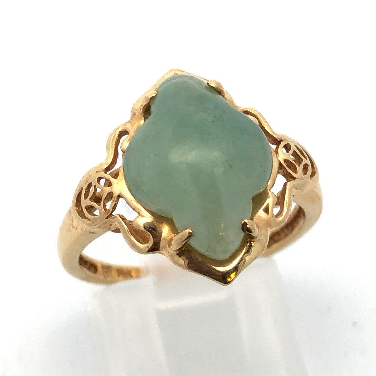 Vintage Designer 14K Yellow Gold Jade Cabochon Statement Cocktail Ring