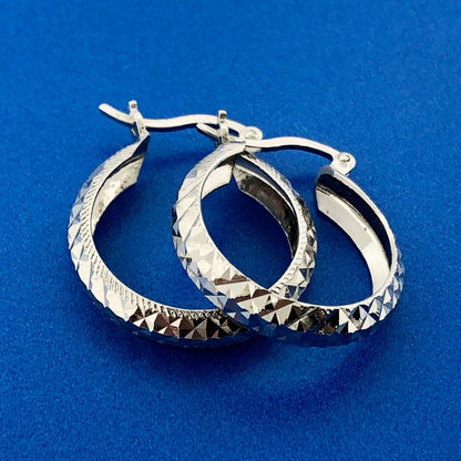 Stunning Sterling Silver 925 Textured Faceted Snap Closure Hoop Earrings