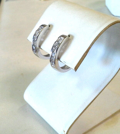 14k White Gold ZEI Diamond Hoop Earrings