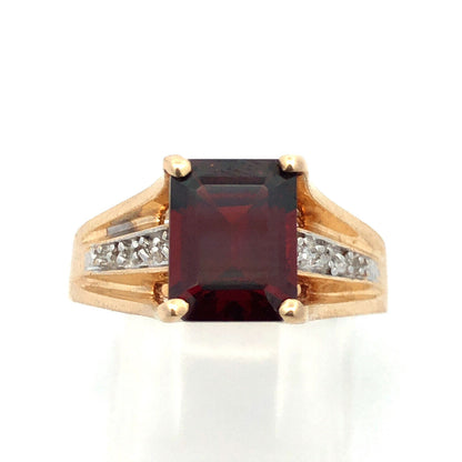 Designer 14K Yellow Gold Emerald Cut Garnet Round Diamond Accent Cocktail Ring