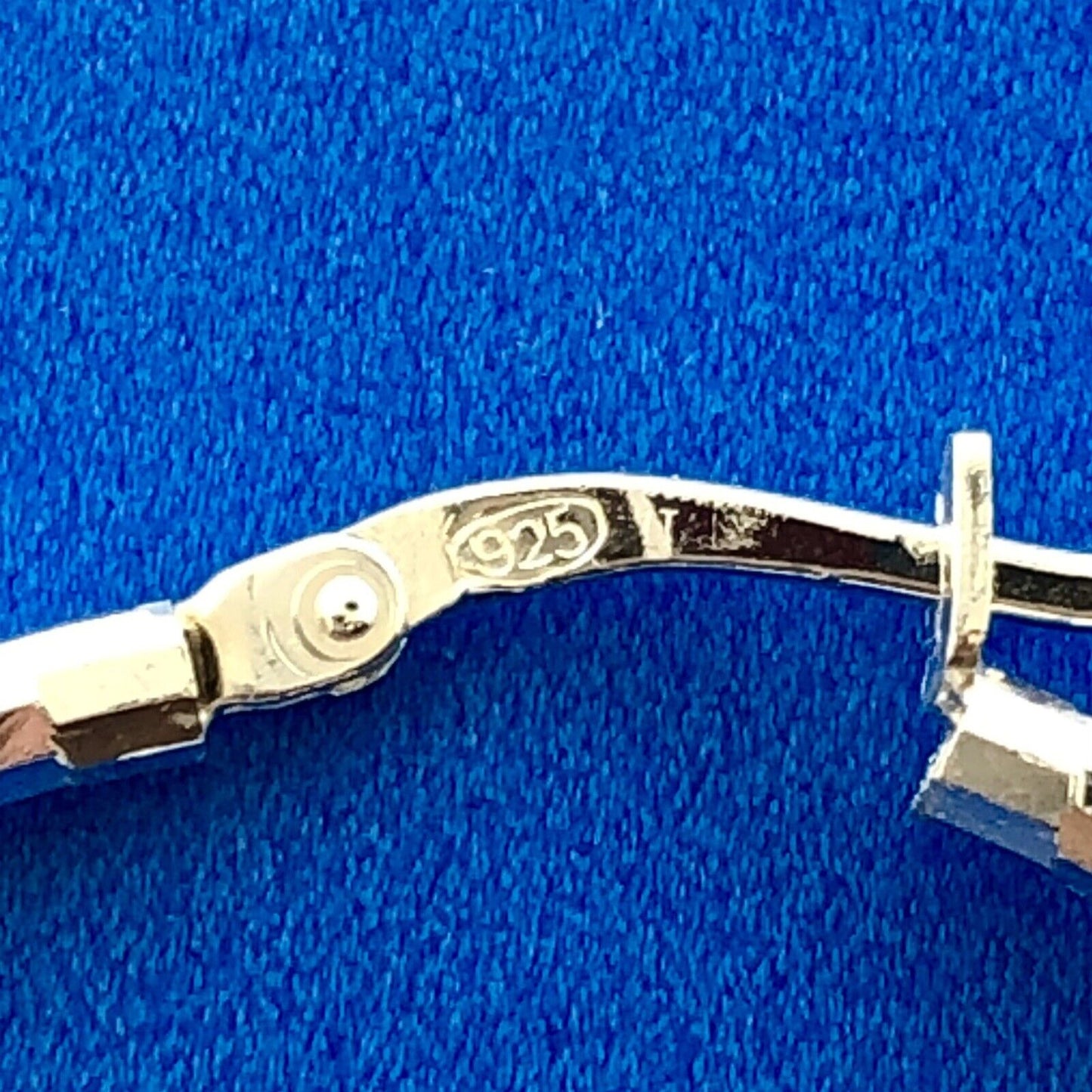 Stunning Sterling Silver 925 Textured 1.5" Hoop Earrings w/ Snap Closure