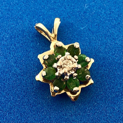 Estate 14K Yellow Gold Emerald Diamond Flower Cluster May Anniversary Pendant