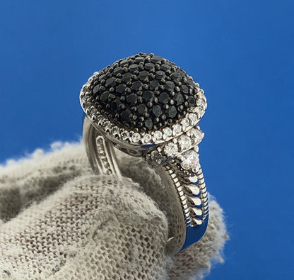 Sterling Silver .925 Black & White Cubic Zirconia Statement Size 5 Cocktail Ring