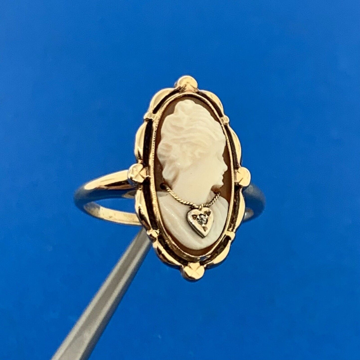 10K Yellow Gold Black White Cameo Diamond Accented Ring