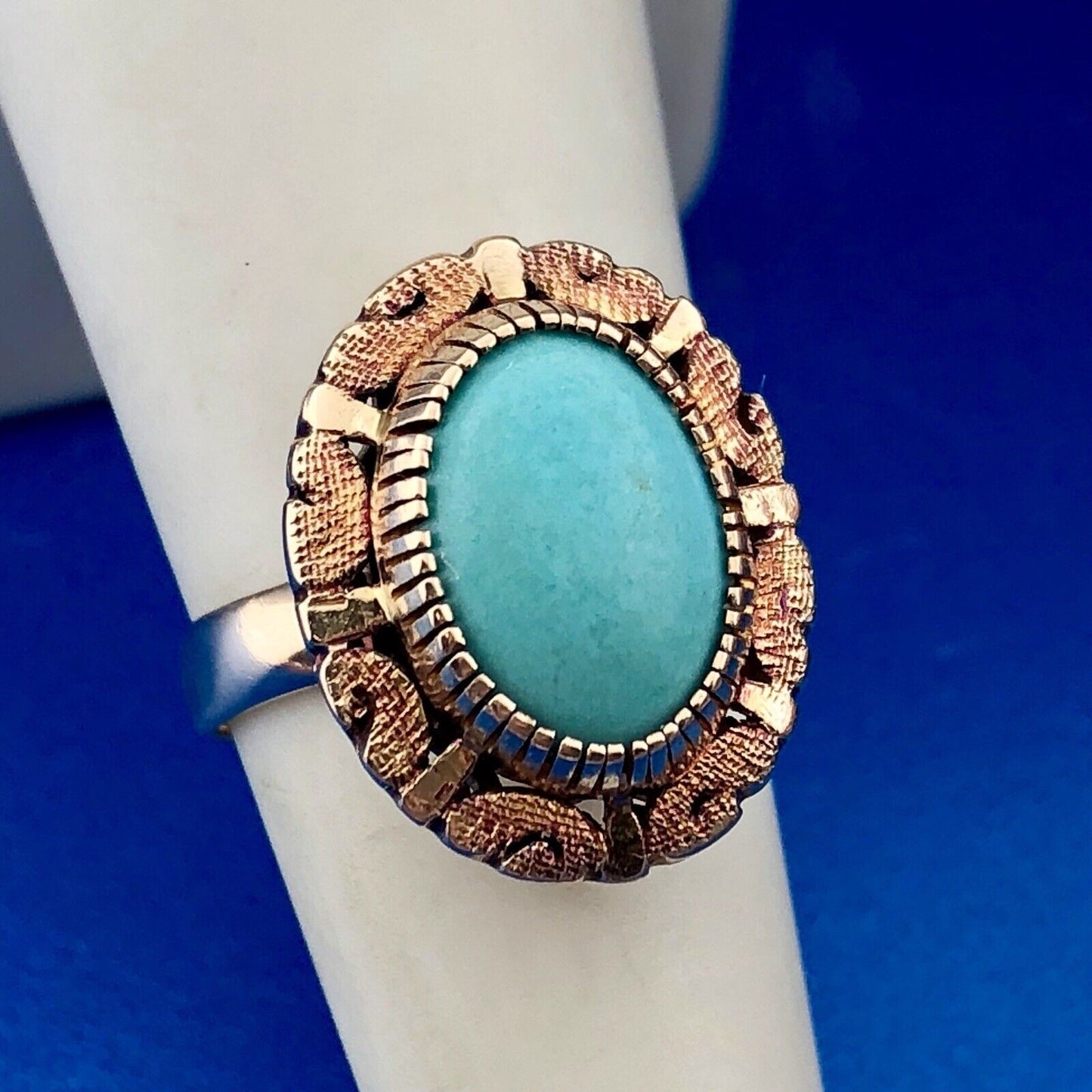 Retro 10K Yellow Rose Gold Oval Robins Egg Turquoise Statement Cocktail Ring