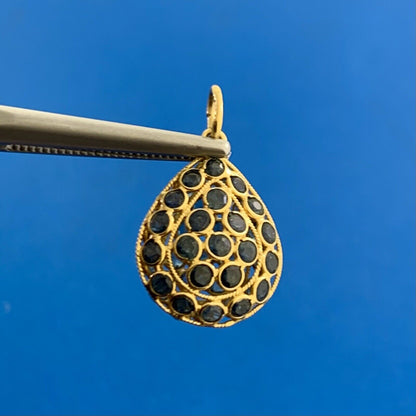 Vintage 18K Yellow Gold Blue Sapphire Pear Shaped Drop Pendant