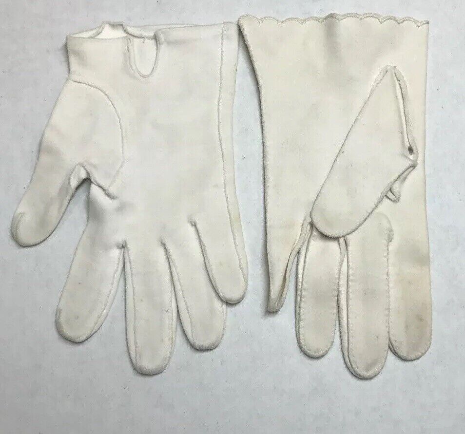 Vintage 11 Item Lot 6 Pair Tea Evening Wedding Party Gloves 4 Bold Scarves