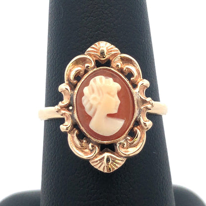 Victorian 10K Yellow Gold Oval Carved Cameo Floral Scroll Statement Ring