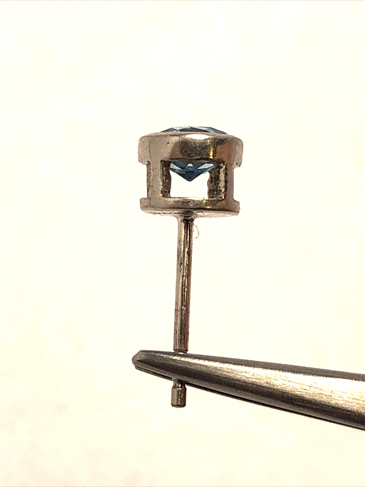 Designer STS 925 Sterling Silver Blue Topaz Round Stud Earrings