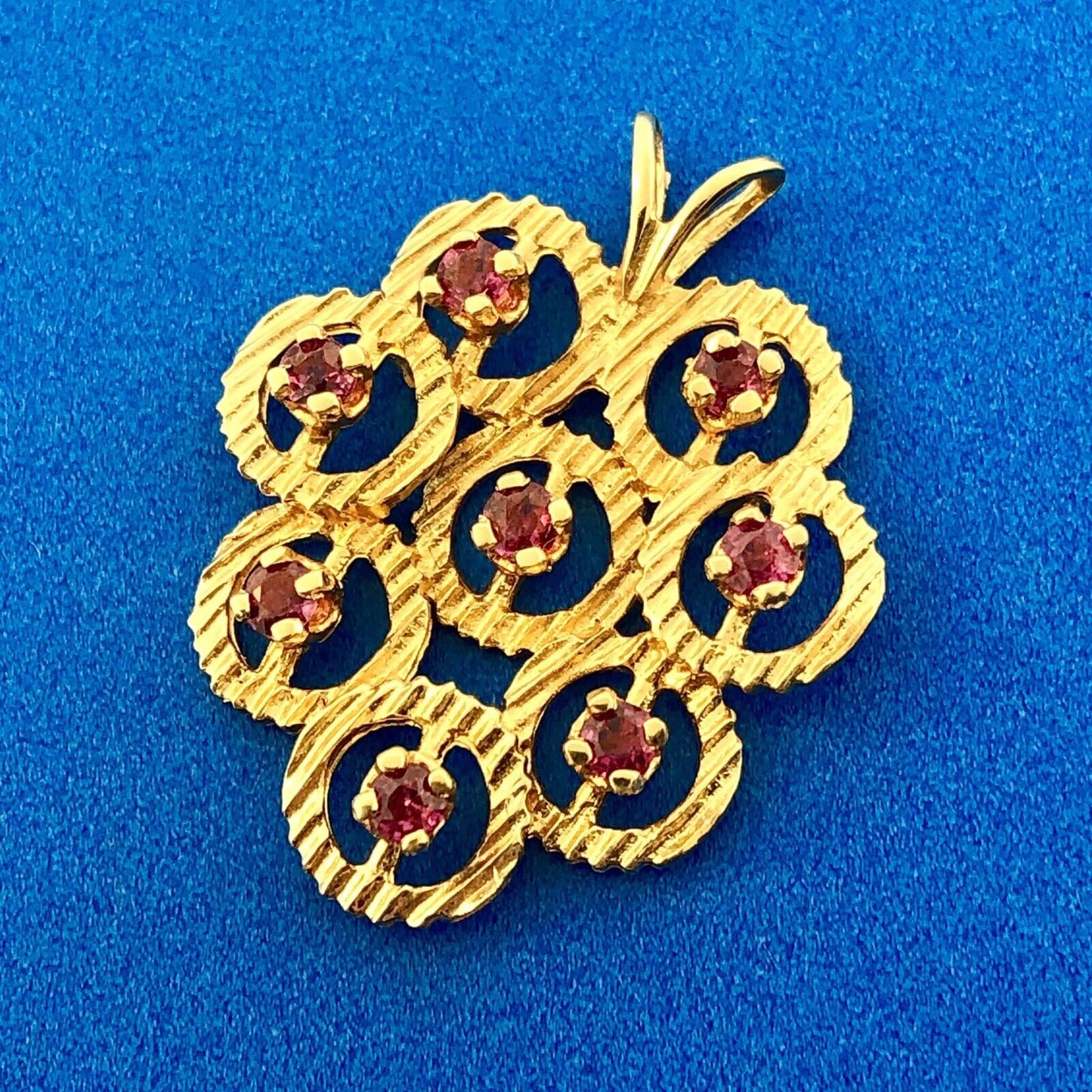 Vintage 14K Yellow Gold Ruby Free Form Circle Cluster Textured Drop Pendant